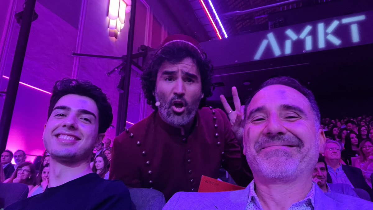 Hola <a href="/RaulGomez82/">Raul Gomez</a> ! Aquí Pedro o Juan o lo que sea…