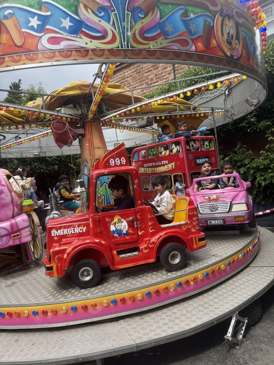 NithsdaleroadNS's tweet image. ☀️ Fun day 2025! ☀️ 
We had great fun this afternoon, can’t wait for the boys and girls to have a turn in the morning 🎉 🎈 🥳