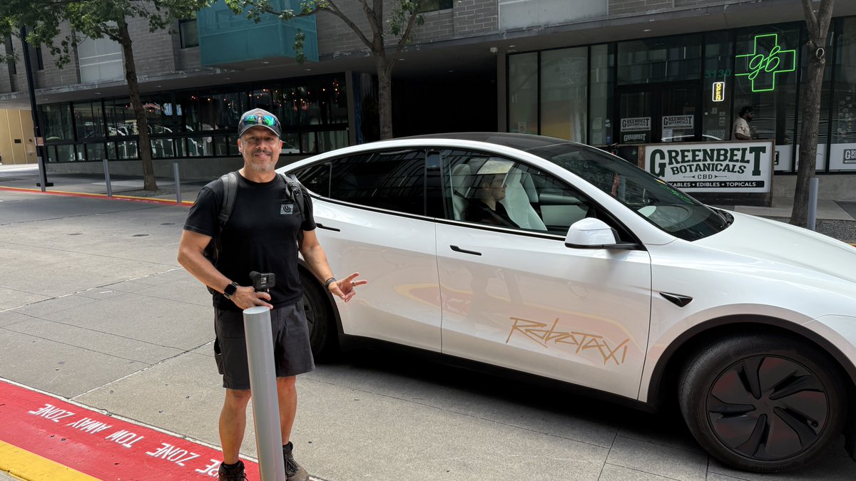 JoeTegtmeyer's tweet photo. Look who’s getting a @robotaxi ride! @TesLatino just finished his 1st ride &amp; has a great suggestion … adding different languages to the app and in-car displays would be a great way to bring on more paying customers &amp; make the experience more personal. Great idea! https://t.co/8wasGFvdV2