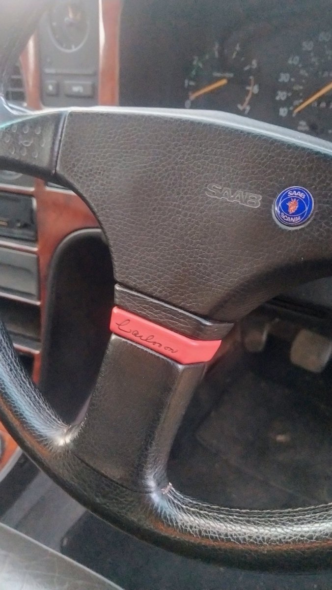 Duncan (@munchcorp) on Twitter photo Been treating leather.
It's like stepping blindfolded into Saab Manchester in about 1990. The smell is astonishingly good and so evocative.
<a href="/PaulCowland_/">Paul Cowland ⛽️</a> knows. Been treating leather.
It's like stepping blindfolded into Saab Manchester in about 1990. The smell is astonishingly good and so evocative.
<a href="/PaulCowland_/">Paul Cowland ⛽️</a> knows.