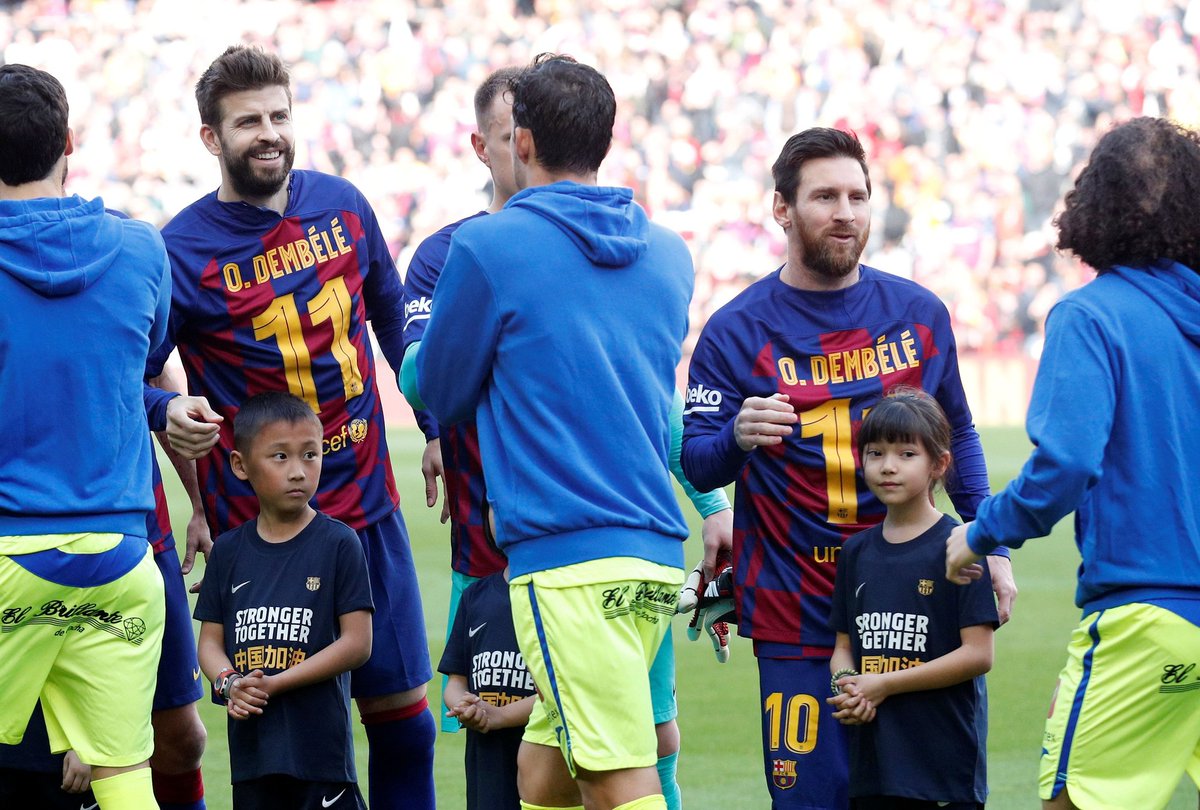 S'il prend le BO cette année il revient tellement de loin les amis mdrrrr on dirait il est mort là