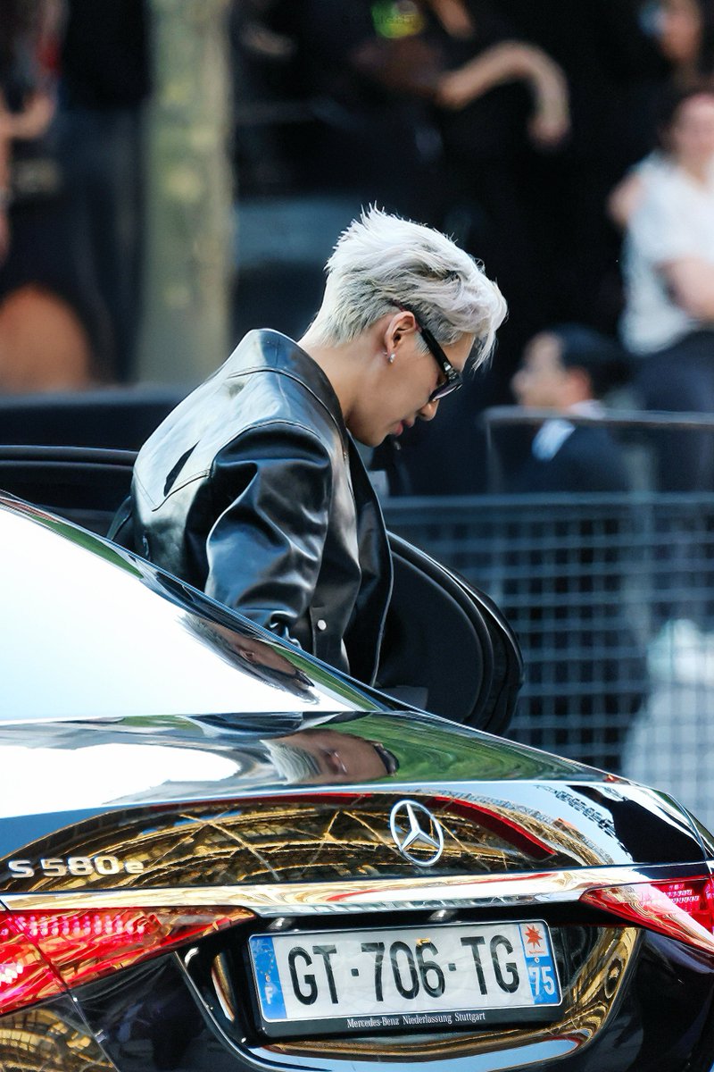 [250624] BamBam In Louis Vuitton Men's Spring-Summer 2026 🇫🇷  

🏍️

#BamBamxLVMenSS26
#LVMenSS26 #LouisVuitton
#BamBam <a href="/LouisVuitton/">Louis Vuitton</a> <a href="/BamBam1A/">BamBam</a> <a href="/BAMBAMxBAMMIE/">뱀뱀 BamBam</a>