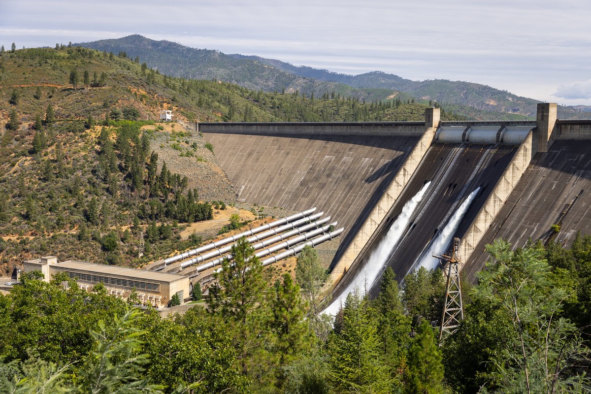 ReclamationCGB's tweet image. Last Friday, we celebrated 80 years of Shasta Dam—a cornerstone of California’s water infrastructure.
Built in 1945, it’s the second-largest concrete dam in the U.S., delivering water, power, and flood protection to millions.
#Shasta #CAWater