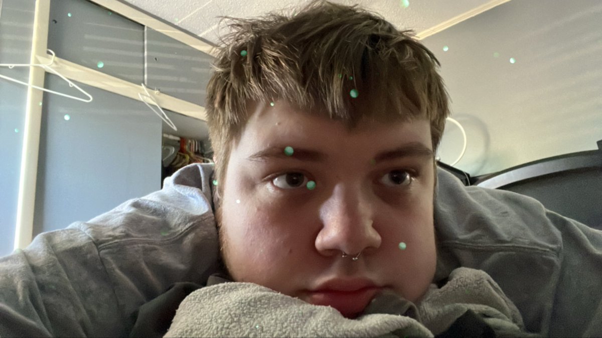 digitalsperm's tweet image. haircut and cat butt