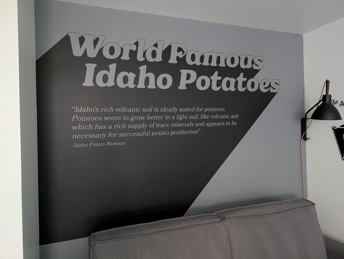 Let's get it going! #AMSBC52 <a href="/AMSBroadcastcon/">AMS Broadcast Conference</a>