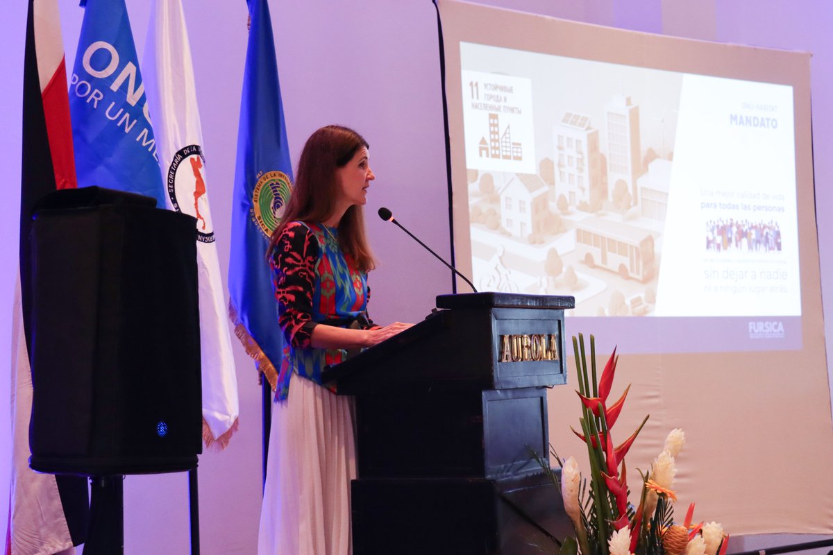 🏘️ Conferencia magistral “Modalidades habitacionales inclusivas: de la vivienda estándar al hábitat diversificado”, brindada por <a href="/ferlonardoni/">Fernanda Lonardoni, PhD</a>, Jefa de <a href="/onuhabitat/">ONU HABITAT América Latina y El Caribe</a> México, Centroamérica y Cuba.

Durante la ponencia, ONU-Habitat subrayó la urgencia de responder a las nuevas