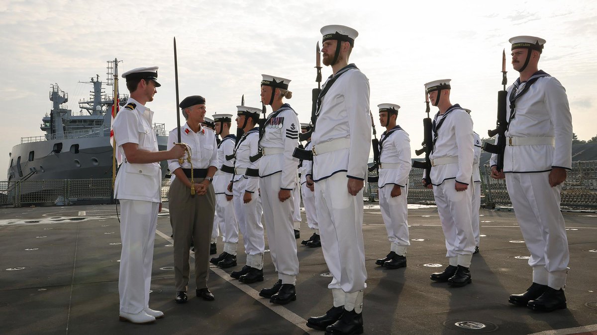 Navy Lookout tweet media