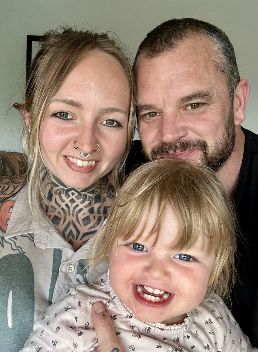plantsbloke's tweet image. Lovely time with my daughter, son in law and grandkids. My grandson Eddie was being put to bed by my son in law hence just the three of us in the pic. Precious times. Grateful for the super close relationship I have with my daughters.