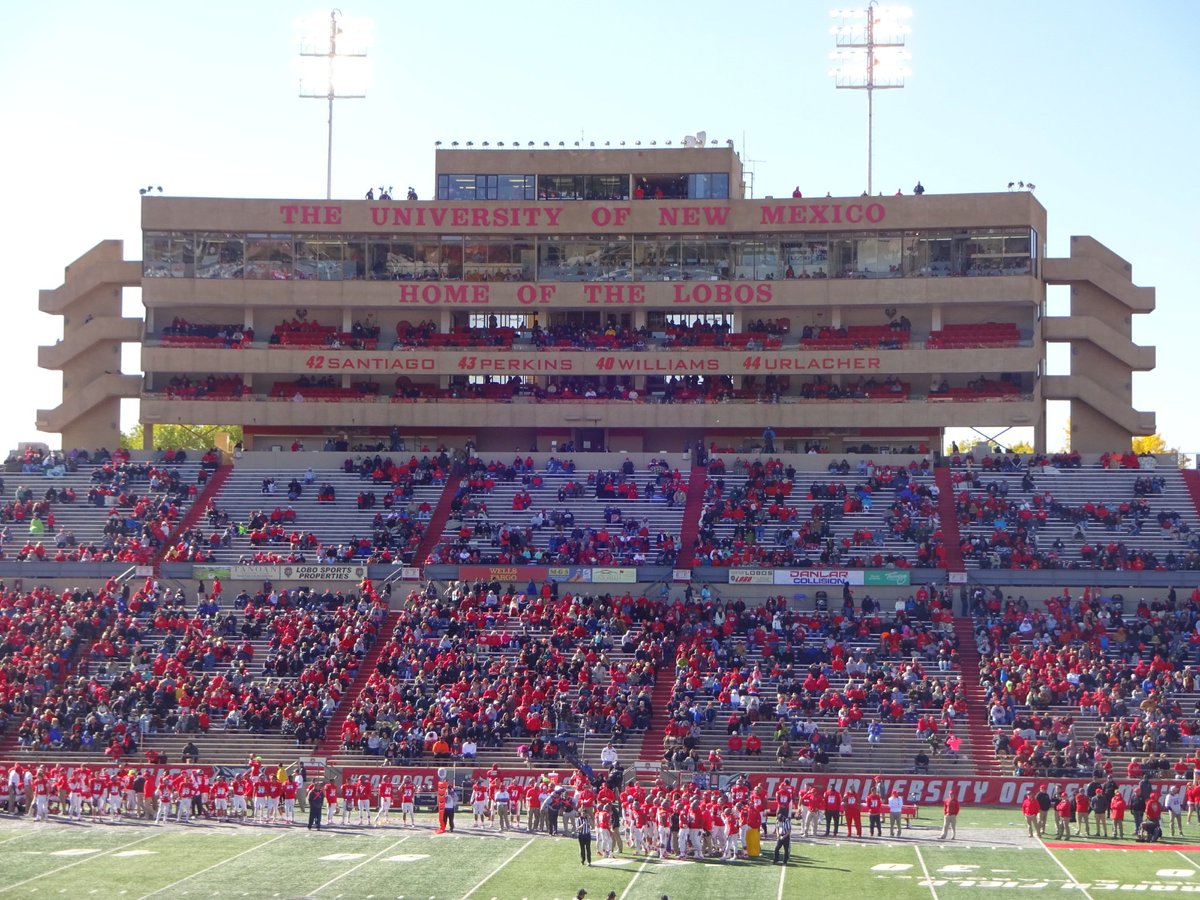 CFB Home (@cfbhome) on Twitter photo Stadium of the Night ๐
๐ University Stadium
โ
Capacity 39,224
๐ Albuquerque, New Mexico
Home of <a href="/UNMLoboFB/">New Mexico Football</a> Stadium of the Night ๐
๐ University Stadium
โ
Capacity 39,224
๐ Albuquerque, New Mexico
Home of <a href="/UNMLoboFB/">New Mexico Football</a>