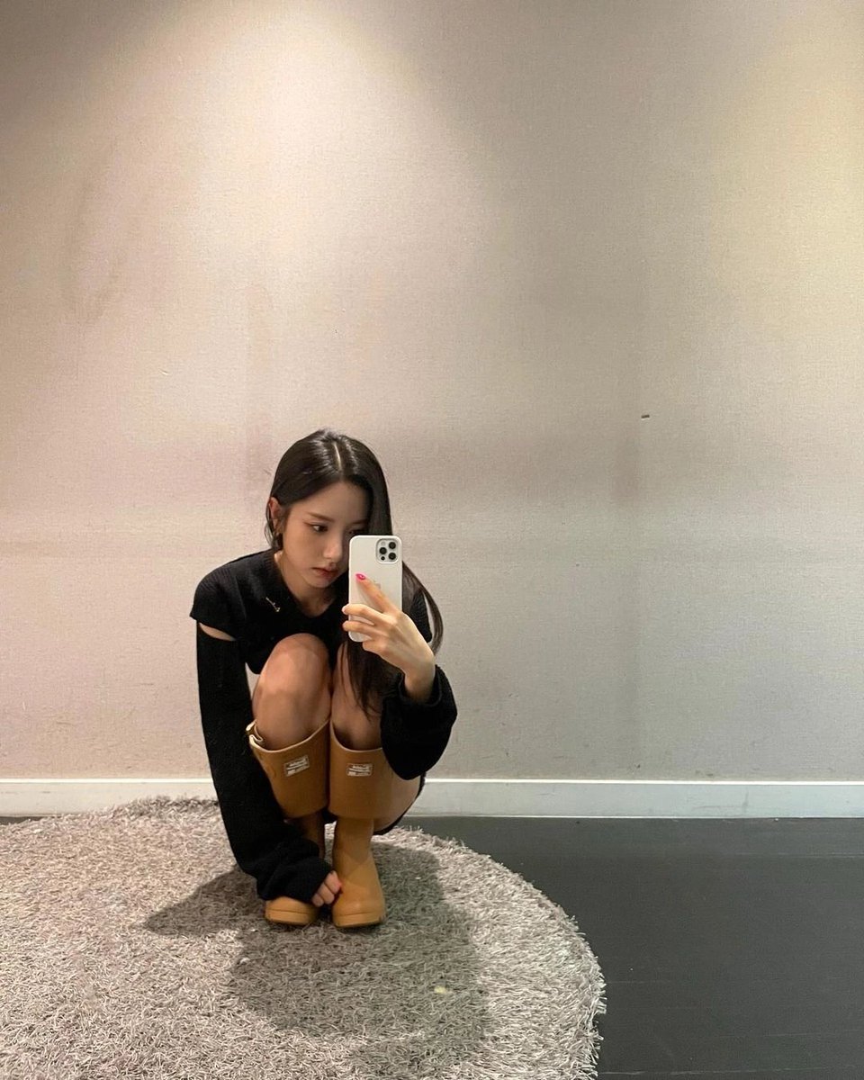 𝑑i𝕧inity 𝔖ëque𝕟cǝ tweet media