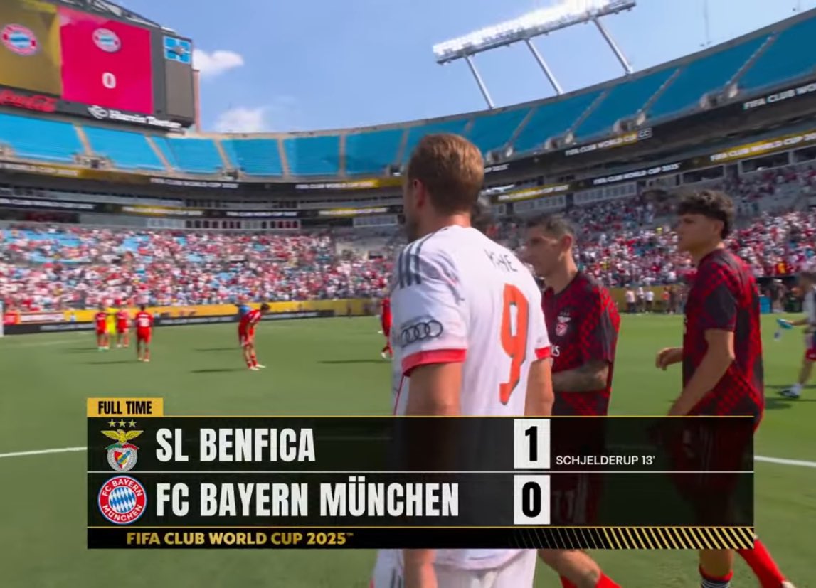 CentralDoBrega's tweet photo. FIM DE JOGO!!!!

Benfica vence o Bayern por 1 a 0

ou seja, teremos nas oitavas:

- BENFICA X FLUMINENSE 
- FLAMENGO X BAYERN https://t.co/TBjXqwSylN