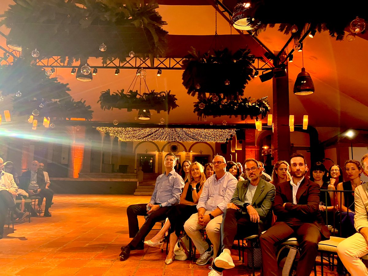 Gracias <a href="/MadridOPC/">OPCMadrid</a> por darnos la oportunidad de explicar ante un auditorio tan cualificado y comprometido con el sector el modelo de gestión concesional a 40 años del <a href="/ayto_pozuelo/">Ayto Pozuelo de Alarcón</a> para el futuro #PalacioCongresos youtu.be/AbSgKj_XSsA?si…