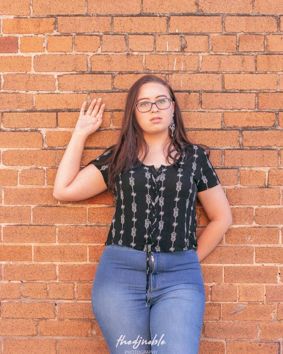 rudybphotos's tweet image. Super fun shoot in Denton! #Tatcha #rudybphotography #canon #rudybphotos #portraitphotography #photoshoot