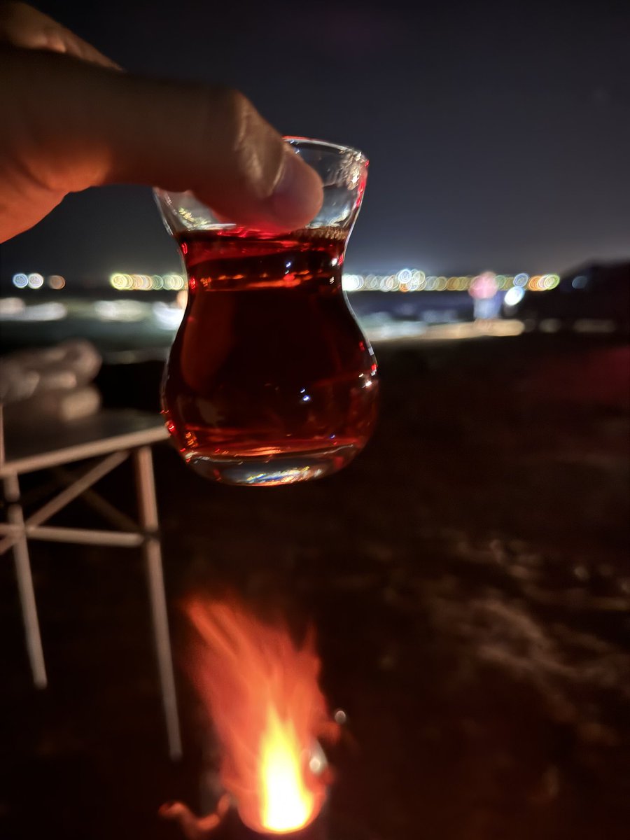 Güzel şeyler güzel insanlarla yapılır…
#GeceyeBirNot