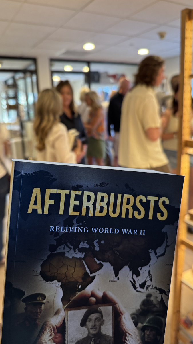 whatsitschops's tweet photo. My Miss Congeniality speech at Afterbursts US launch party: I really do want world peace—for the animals even if we can’t do it for ourselves. #worldpeace #veterans @VFP_LA @VFPNational @usabmc https://t.co/sEsJoCxUfP