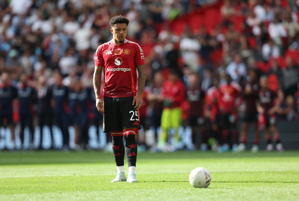 La Juventus pousse pour Jadon Sancho. Un nouveau contact aura lieu demain avec Manchester United. [<a href="/DiMarzio/">Gianluca Di Marzio</a>] #MUFC