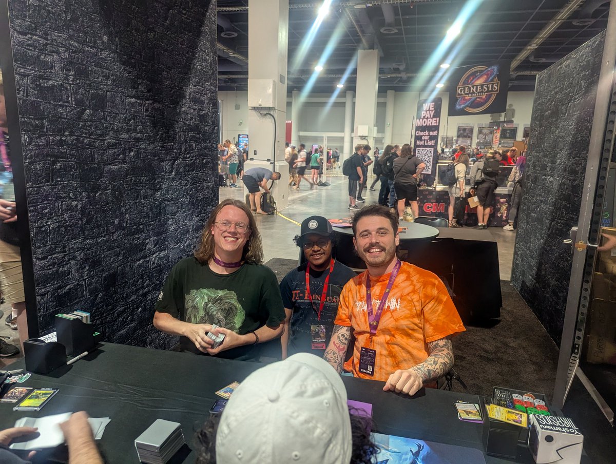 ZealotDragon's tweet photo. @playtowinmtg I was the guy who you guys signed 2 mystic ramoras from, couldn't quite hang around but loved to say hello at magic con Vegas! https://t.co/ka0jKloBre