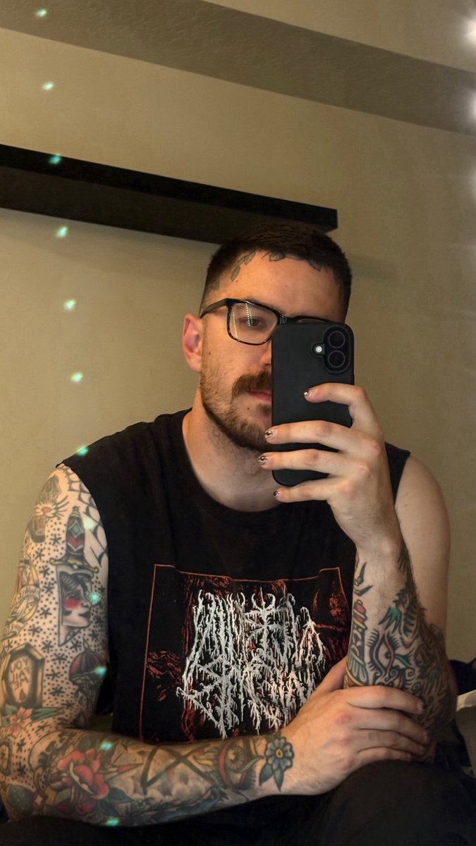 _idknick's tweet image. 