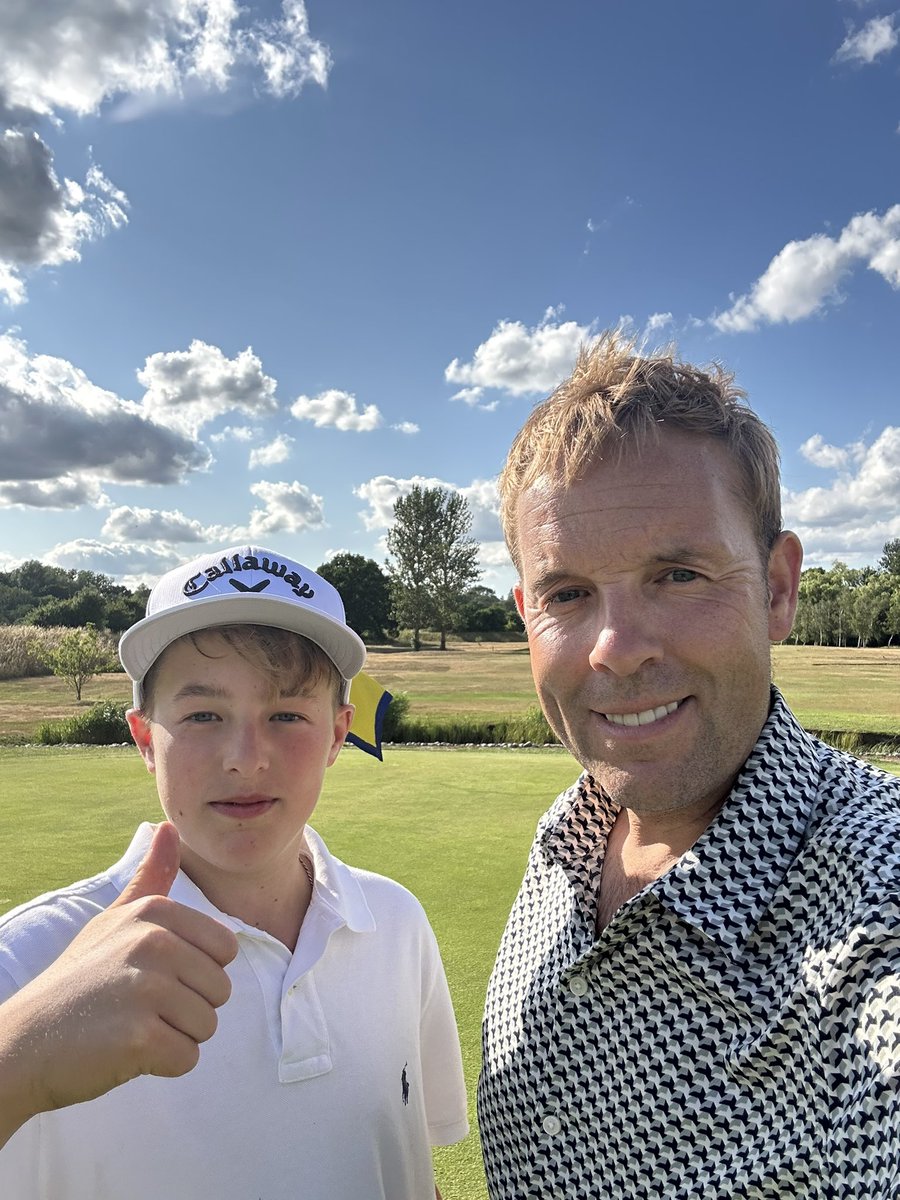 TheCaptain147's tweet image. Wonderful round of golf today, at the gem, maldon golf club with my boy. Best place on earth local to me!