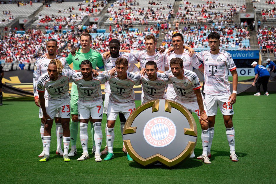 FUTTNEWSSS's tweet photo. FLAMENGO x BAYERN nas oitavas de final da Copa do Mundo de Clubes.

📸 Gilvan de Souza/CRF | Bayern https://t.co/SBBuAKECuI