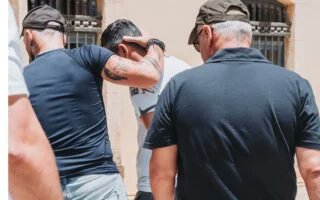 Iranian Spy Network Targets NATO Bases in Crete and Cyprus greekcitytimes.com/2025/06/25/ira…