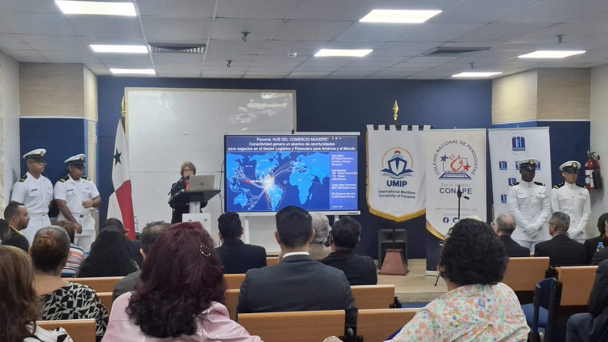 Directora Giomar González fue invitada por el Colegio Nacional de Periodismo <a href="/CONAPEPANAMA/">CONAPE PANAMA</a> como oradora en el lanzamiento del Diplomado en Periodismo Marítimo y Logístico. 
Iniciativa conjunta con la UMIP y <a href="/camaramaritima/">Cámara Marítima</a> 

#bascpanamá #maritime #hublogístico #comercioseguro