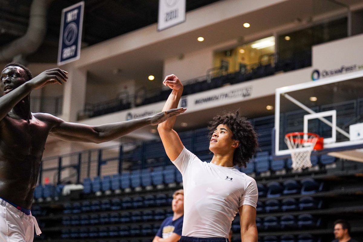 Working 🚧🚧

#FlyHawks
