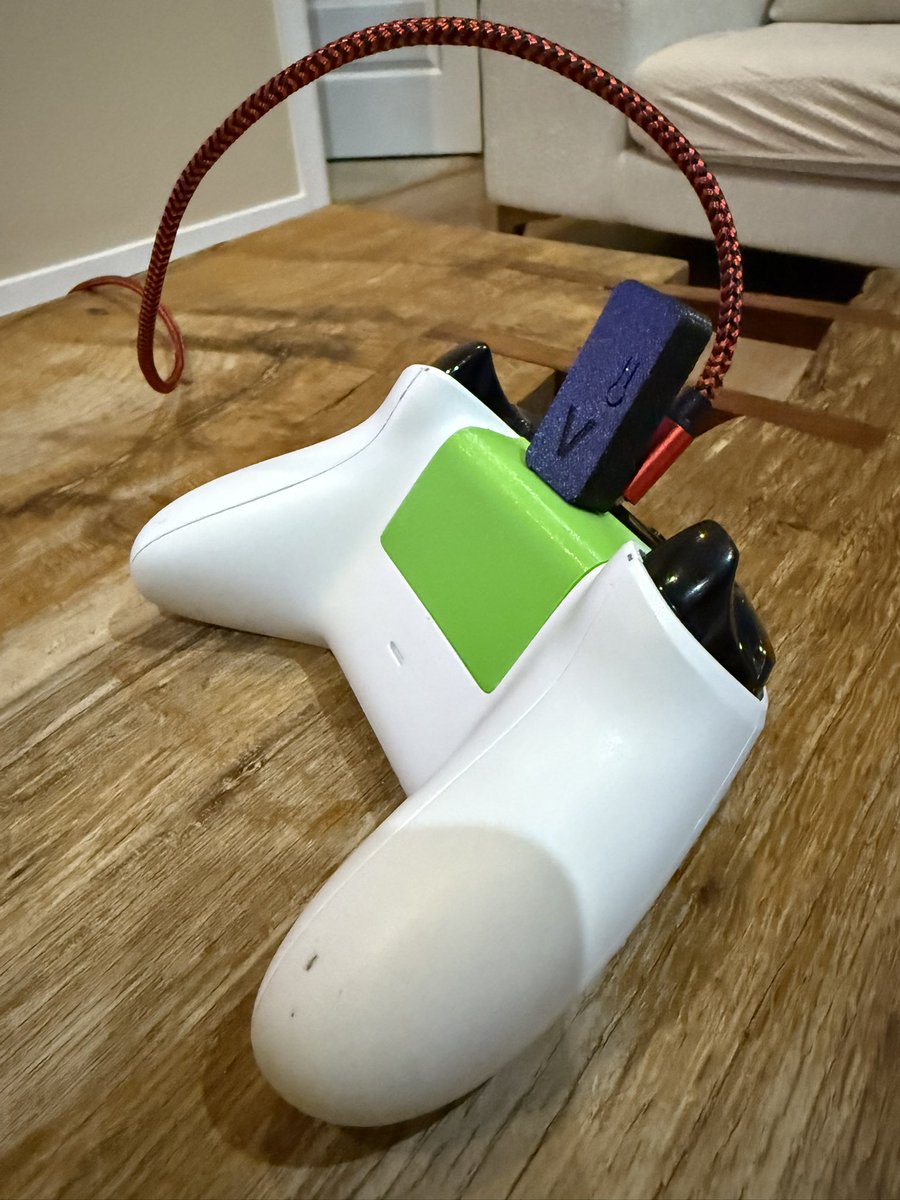 RobertDaleSmith's tweet photo. I hacked an Xbox controller to be a USB pass-through to bypass all controller authentication checks.

It’s a controller, controller adapter. 🤣🎮 https://t.co/LBBVi9ceuH