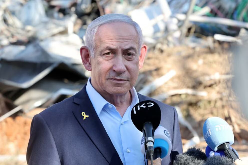 🚨| URGENTE: Netanyahu prometió nuevos ataques a Irán si el régimen retoma el programa nuclear tras el fin de la guerra. Estados Unidos ha advertido a Irán de no acercarse a las instalaciones nucleares de Fordow e Isfahán, donde hay uranio bajo las ruinas. 🇺🇸🇮🇱