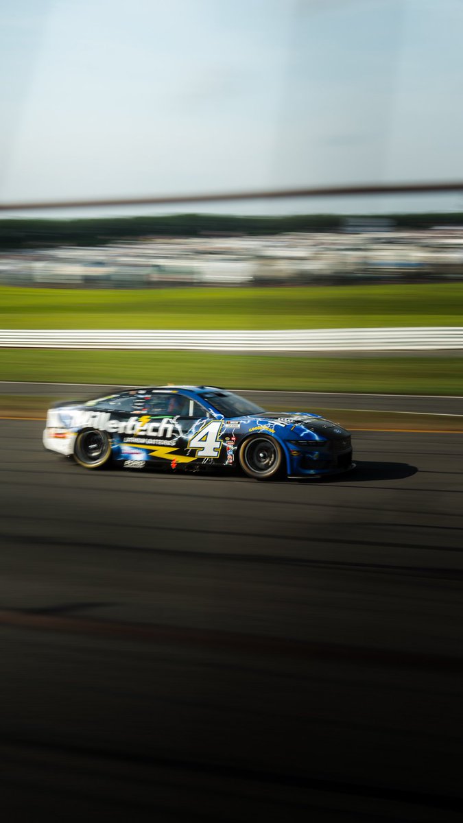 jakobkhalilart's tweet image. Design back in action @PoconoRaceway with Noah Gragson