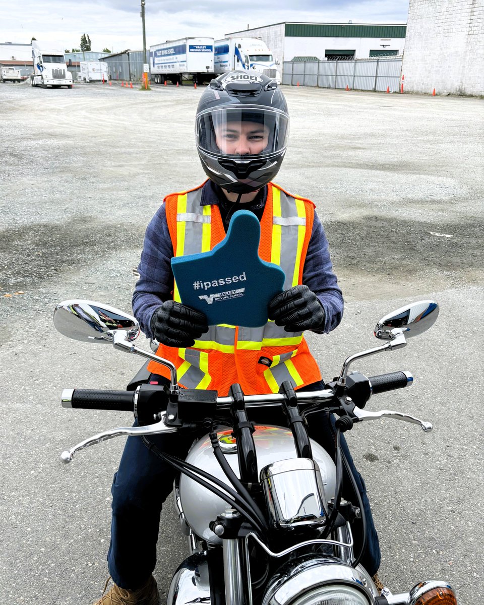 valley_driving's tweet photo. Born to ride, Bodhi is now officially licensed! Motorcycle road test: conquered!🏍️🏁

#iPassed #RideWithValley #RideSafe #BornToRide #NewRider #MotorcycleLife #MotorcycleCommunity https://t.co/hDx9zyEFMF