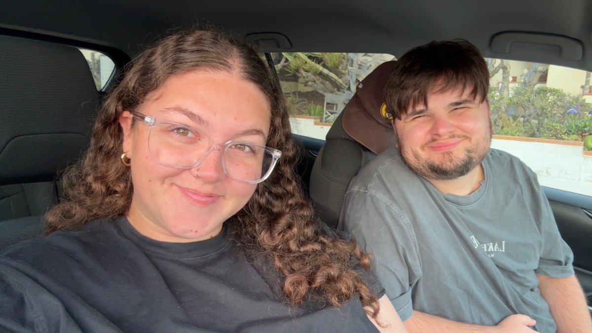 AtLeighto's tweet photo. 3 years ago ➡️ 0 years ago
36 months out of forever with the person who makes me the absolute happiest in the world 🥰🥰🥰 https://t.co/TCceLK9QhX