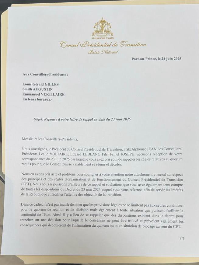 Deus_Deronneth's tweet photo. Le Conseil Présidentiel de Transition (CPT) est désormais divisé en deux camps officiellement constitués. Le premier regroupe Smith Augustin, Louis Gérald Gilles et Emmanuel Vertilaire ; le second, Lesly Voltaire, Fritz Alphonse Jean, Edgard Leblanc Fils et Frénel Joseph. Cette scission annonce un changement imminent : une troisième transition qui s’inscrit tristement dans la culture de l’interminable transition en Haïti.