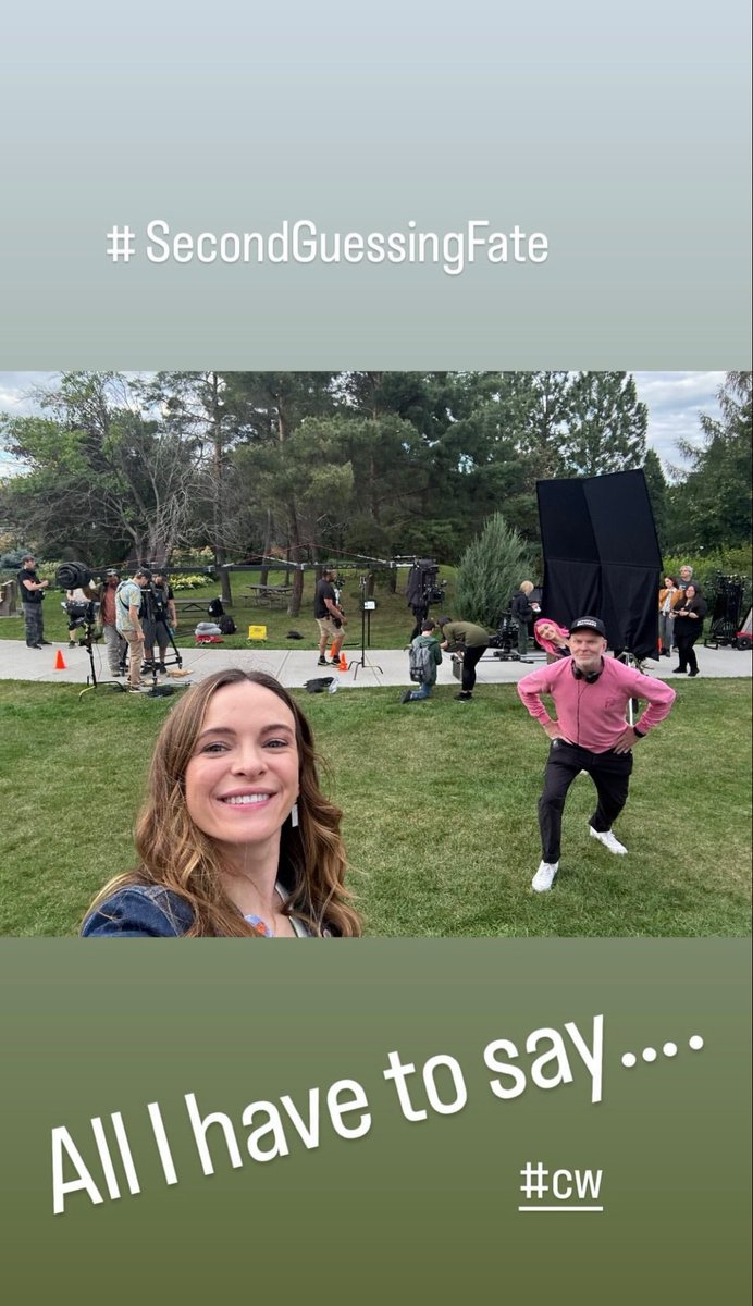 Naomi 🌼 tweet media