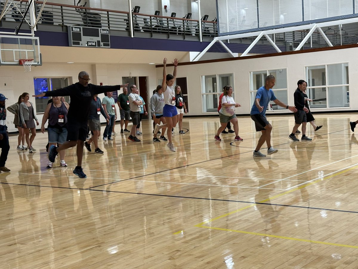 SheilaVAHPE's tweet photo. @baillie_apa really brought the energy to the #JMUCTA for Adapted PE! @Justin_Haegele @ODU https://t.co/ZgwhzeSpd8
