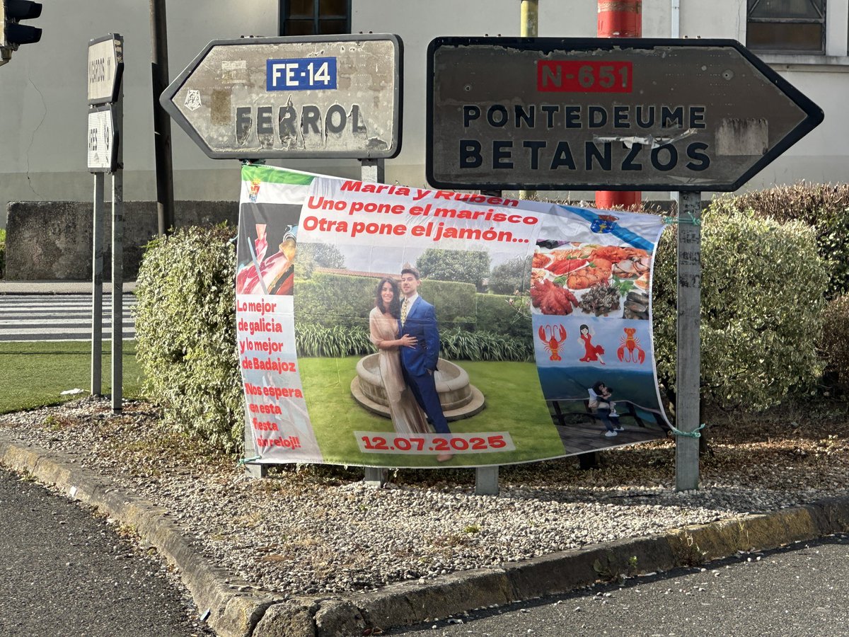 RoyalKapoTTV's tweet photo. Se busca Pancarta 🤷🏻‍♂️ 
17 días ⏳ 💍 🎉 https://t.co/tDGx90qiYq