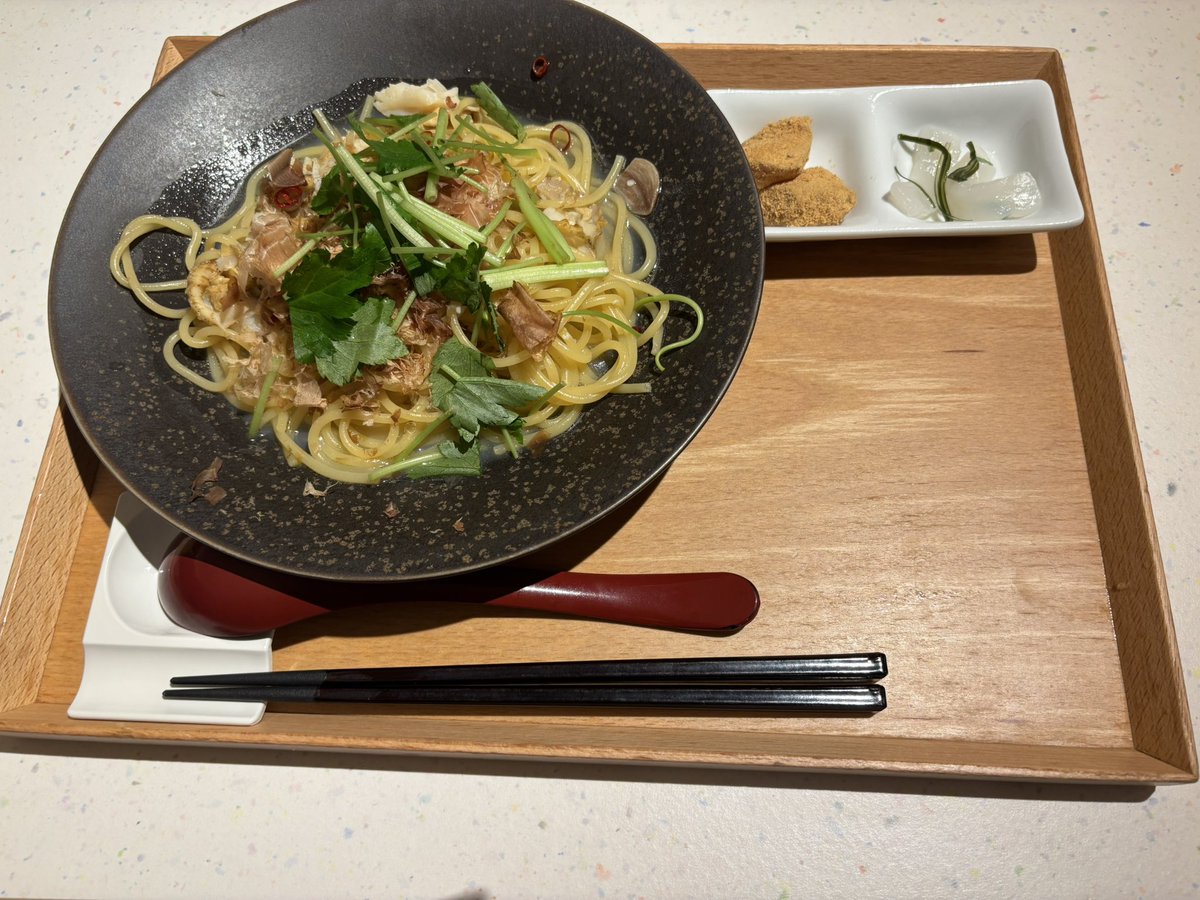 mdrkw_hikaru's tweet photo. 久しぶりに豆腐食べ放題のお店に♪  期間限定もあるのは嬉しいね🩷　醤油や塩などバリエーションも豊富！組み合わせに悩んじゃうよ(>_<) メインはパスタにしたんだけど、こっちも出汁の種類が豊富で悩んじゃう(笑)。 https://t.co/0dRaHR4tJd