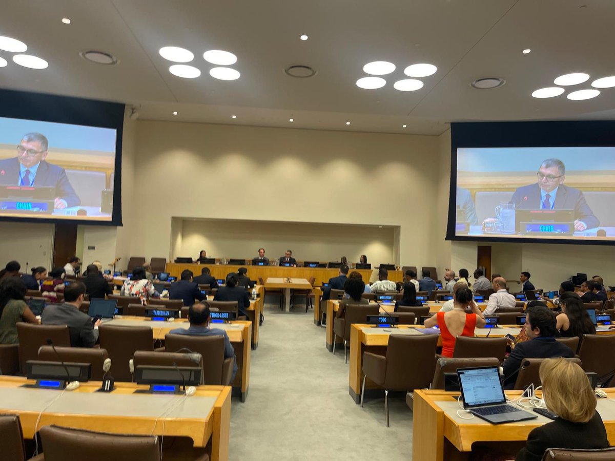 AzmissionUN's tweet photo. The Twelfth Meeting of the States Parties to the International Convention on the Protection of the Rights of All Migrant Workers and Members of their Families was held on 24 June at United Nations Headquarters in New York.

During the meeting, 7 members of the Committee on Migrant Workers (CMW) were elected to replace those members whose terms are to expire on 31 December 2025. 

Azerbaijan’s candidate Mr. Azad Taghi-zada received the largest number of votes and an absolute majority of those present and voting and was re-elected for a four-year term starting in 1 January 2026.

Additionally, the Permanent Representative of Azerbaijan Amb. Tofig Musayev was unanimously elected Chair of the Meeting of the States Parties to the International Convention on the Protection of the Rights of All Migrant Workers and Members of their Families and presided over the elections.