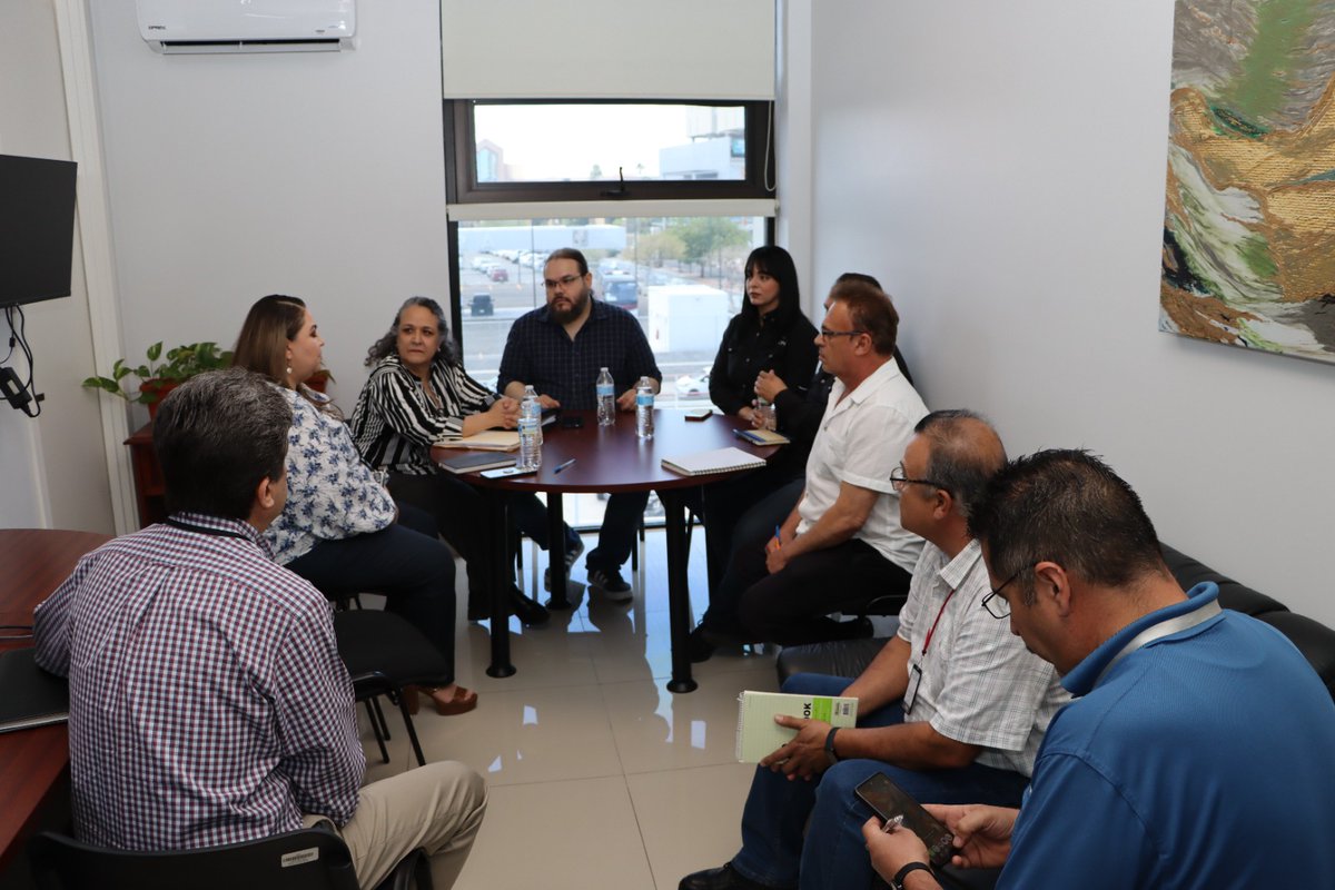 Primera reunión entre ICRESON e INEGI para la actualización del Catastro Estatal.
El día de ayer 23 de Junio se llevó a cabo el primer acercamiento entre ICRESON e INEGI, con el objetivo de coordinar acciones para la actualización del Catastro Estatal.