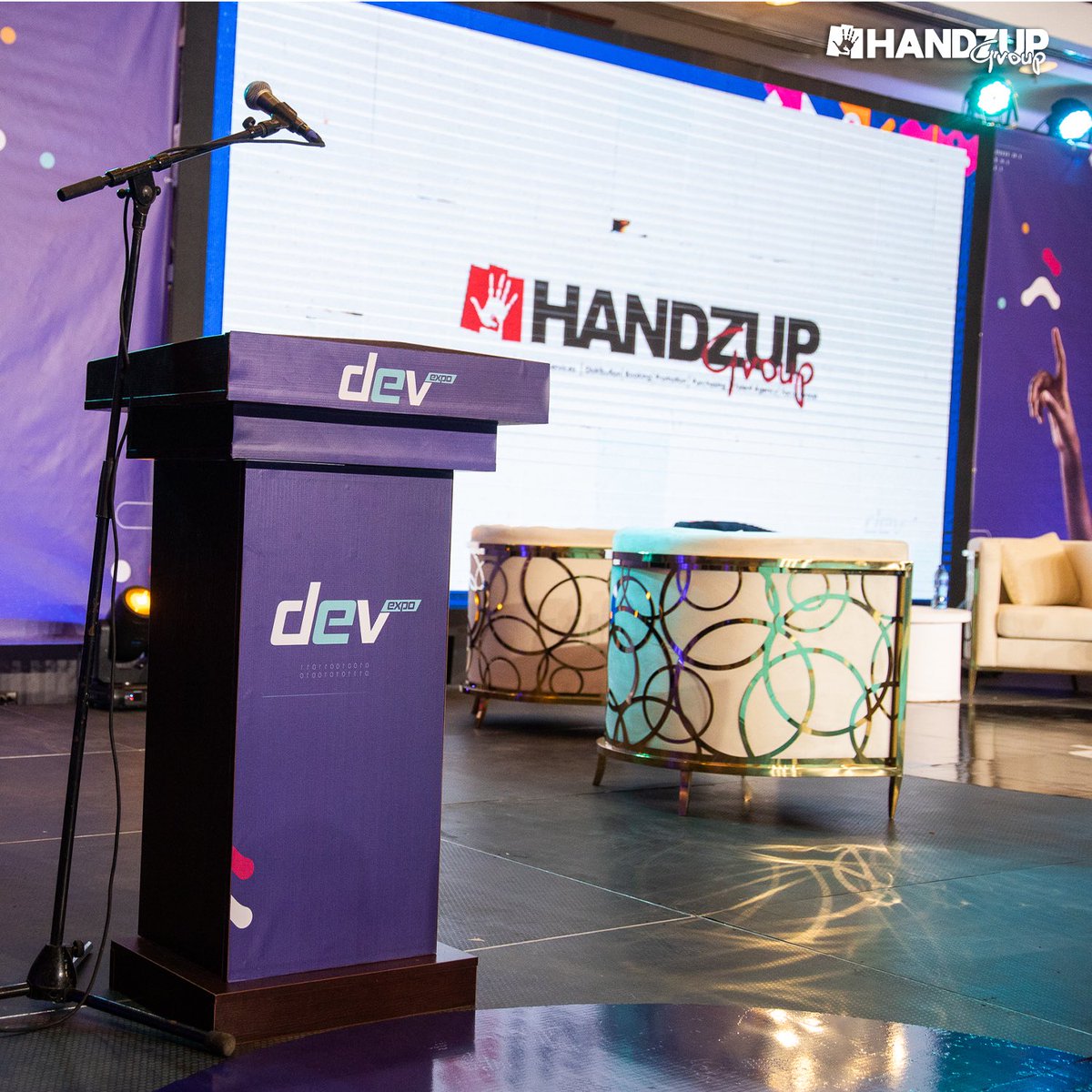 Handzup Group tweet media