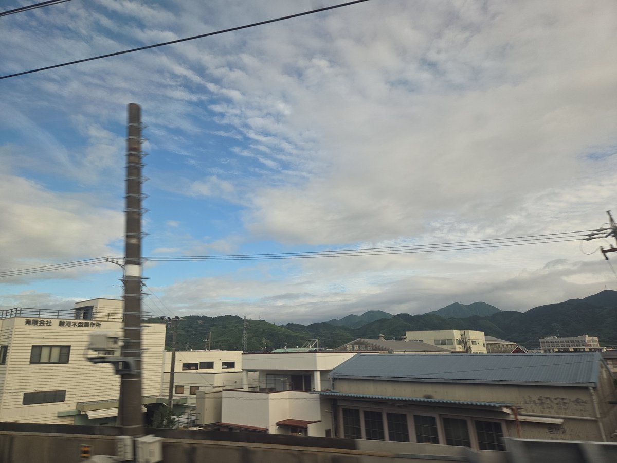 dompand's tweet photo. 関東雨降ってたから雨降ってないとこ行く https://t.co/w8K7t4MosO