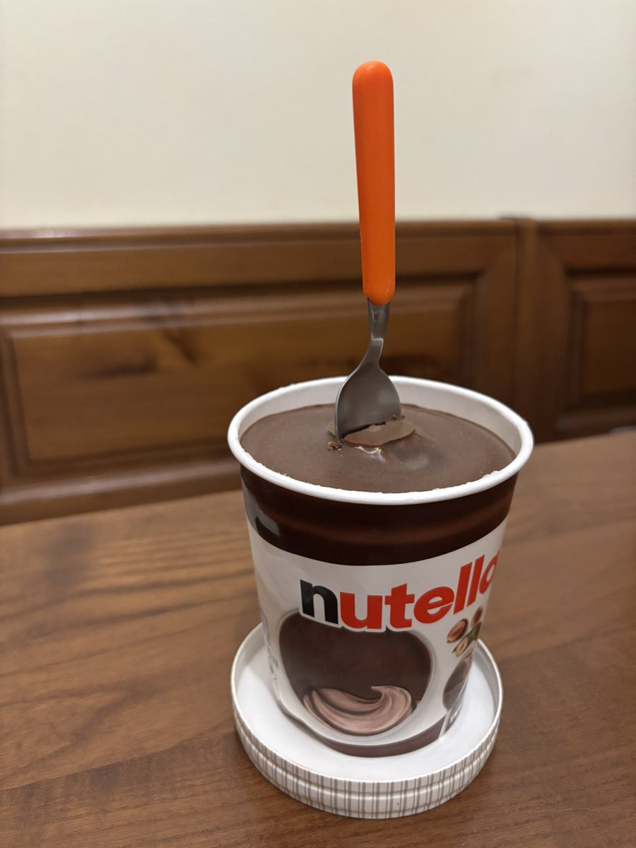 Alice7302495504's tweet photo. Nutellagate 😎
Chi se lo magnerà tutto?
😂😂😂😂
#nutellagate https://t.co/NqiUXDRRHp