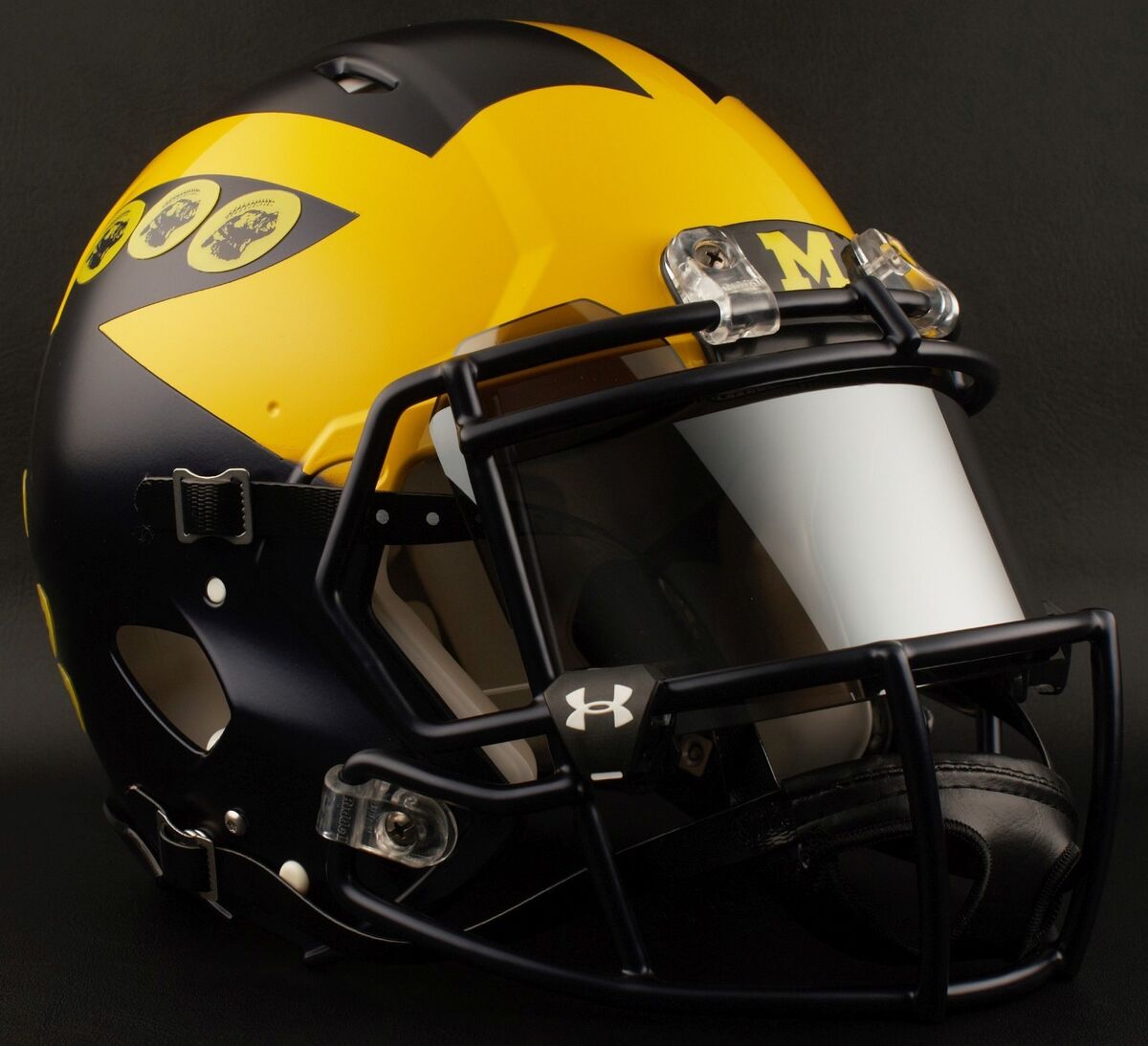 Jake Hildebrand (@jakeh_2027) on Twitter photo After an amazing conversation with <a href="/UMichFootball/">Michigan Football</a>, I am so excited and blessed to have received an offer to continue my education <a href="/UMich/">University of Michigan</a> and play. Thank you so much for believing in me <a href="/grant_newsome/">Grant Newsome</a> <a href="/Coach_SMoore/">Sherrone Moore</a> <a href="/ChipLindsey11/">Chip Lindsey</a> #GoBlue #Hail #SMASH
<a href="/bashagridiron/">Basha Gridiron</a> <a href="/BashaAthletics/">Basha HS Athletics</a> After an amazing conversation with <a href="/UMichFootball/">Michigan Football</a>, I am so excited and blessed to have received an offer to continue my education <a href="/UMich/">University of Michigan</a> and play. Thank you so much for believing in me <a href="/grant_newsome/">Grant Newsome</a> <a href="/Coach_SMoore/">Sherrone Moore</a> <a href="/ChipLindsey11/">Chip Lindsey</a> #GoBlue #Hail #SMASH
<a href="/bashagridiron/">Basha Gridiron</a> <a href="/BashaAthletics/">Basha HS Athletics</a>