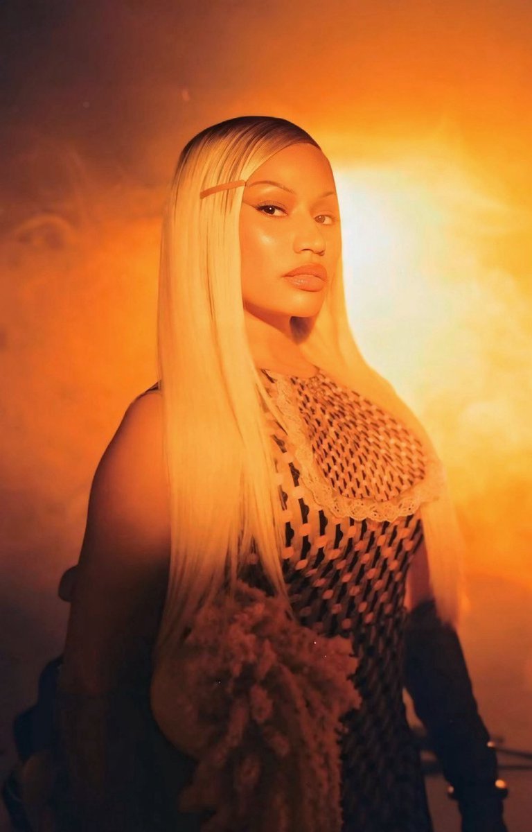 Nicki Minaj has now surpassed 2 BILLION streams on Spotify in 2025.
