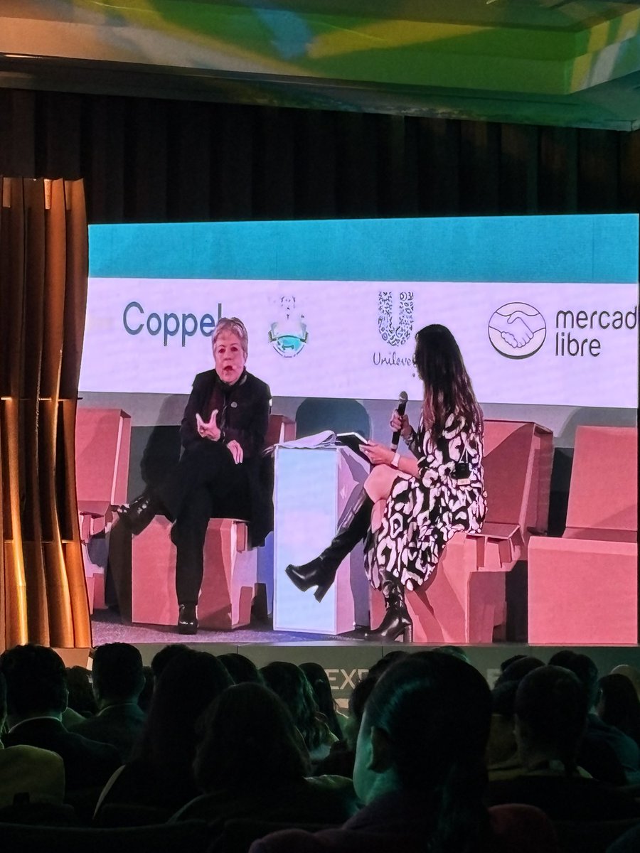 México enfrenta particularidades contaminantes, por ejemplo, el exceso de neumáticos en desuso. Existen 25 millones de llantas en el país. Se va a invitar a empresas para que las reciclen: <a href="/aliciabarcena/">Alicia Bárcena</a> #ExpansiónESGSummit de <a href="/ExpansionMx/">Expansión</a>. <a href="/SEMARNAT_mx/">SEMARNAT México</a>