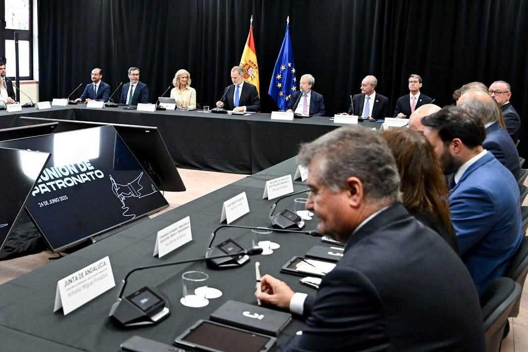 Consejería Universidad, Investigación e Innovación (@universidadand) on Twitter photo 👤 El secretario general de Investigación e Innovación, Antonio Posadas, ha participado en la reunión del Patronato de la Fundación Cotec, presidida por S.M. Felipe VI en la Universidad Carlos III de Madrid, para asistir posteriormente a la gala de presentación del Anuario 2025. 👤 El secretario general de Investigación e Innovación, Antonio Posadas, ha participado en la reunión del Patronato de la Fundación Cotec, presidida por S.M. Felipe VI en la Universidad Carlos III de Madrid, para asistir posteriormente a la gala de presentación del Anuario 2025.