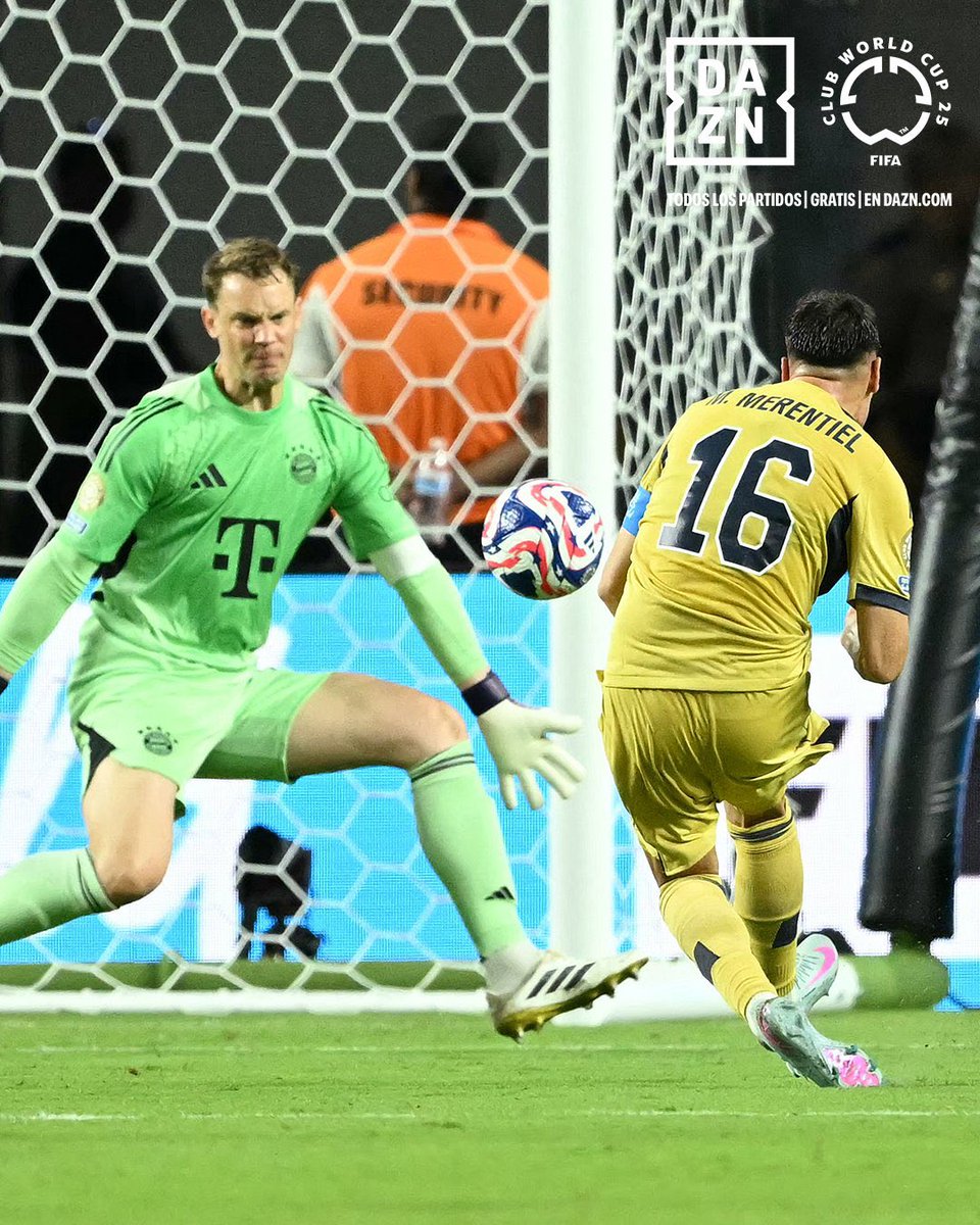 Los únicos que se pusieron el equipo al hombro y representaron la camiseta como verdaderamente se lo merece, gracias a estos dos fuimos ilusos y pensamos que clasificar iba a ser fácil.