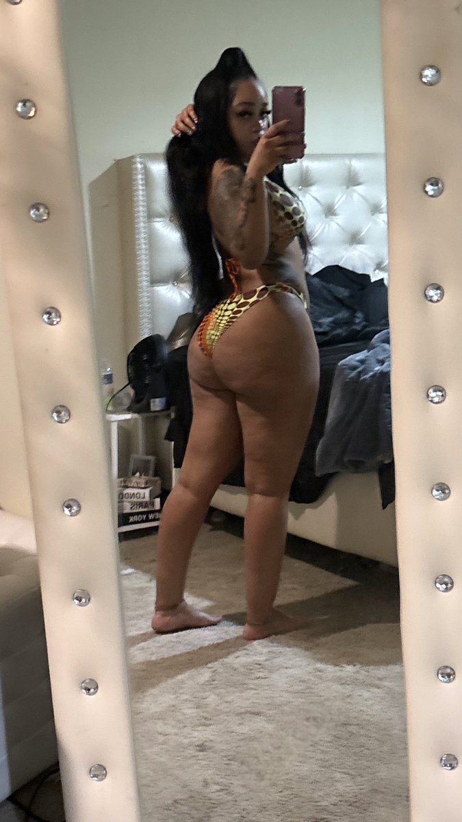 fortheluvvofkay's tweet photo. Summaa just begunnn 🧡 https://t.co/Njk9xLHbfS