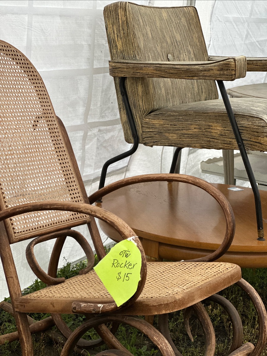 Chartreuse & co tweet media