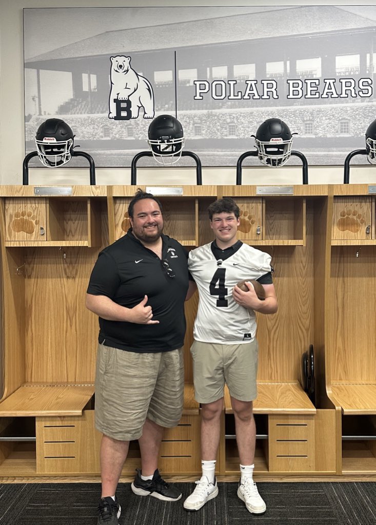 Had an amazing day today at <a href="/BowdoinFB/">Bowdoin Football</a>!! Thank you so much <a href="/CoachHarkness/">Samuel Harkness</a> for showing me the facilities, and <a href="/CoachBJHammer/">William Hammer</a> for taking the time to speak with me about the program! 

<a href="/PrepRedzoneMN/">Prep Redzone Minnesota</a> <a href="/MNFBSpotlight/">MNFootballSpotlight</a>